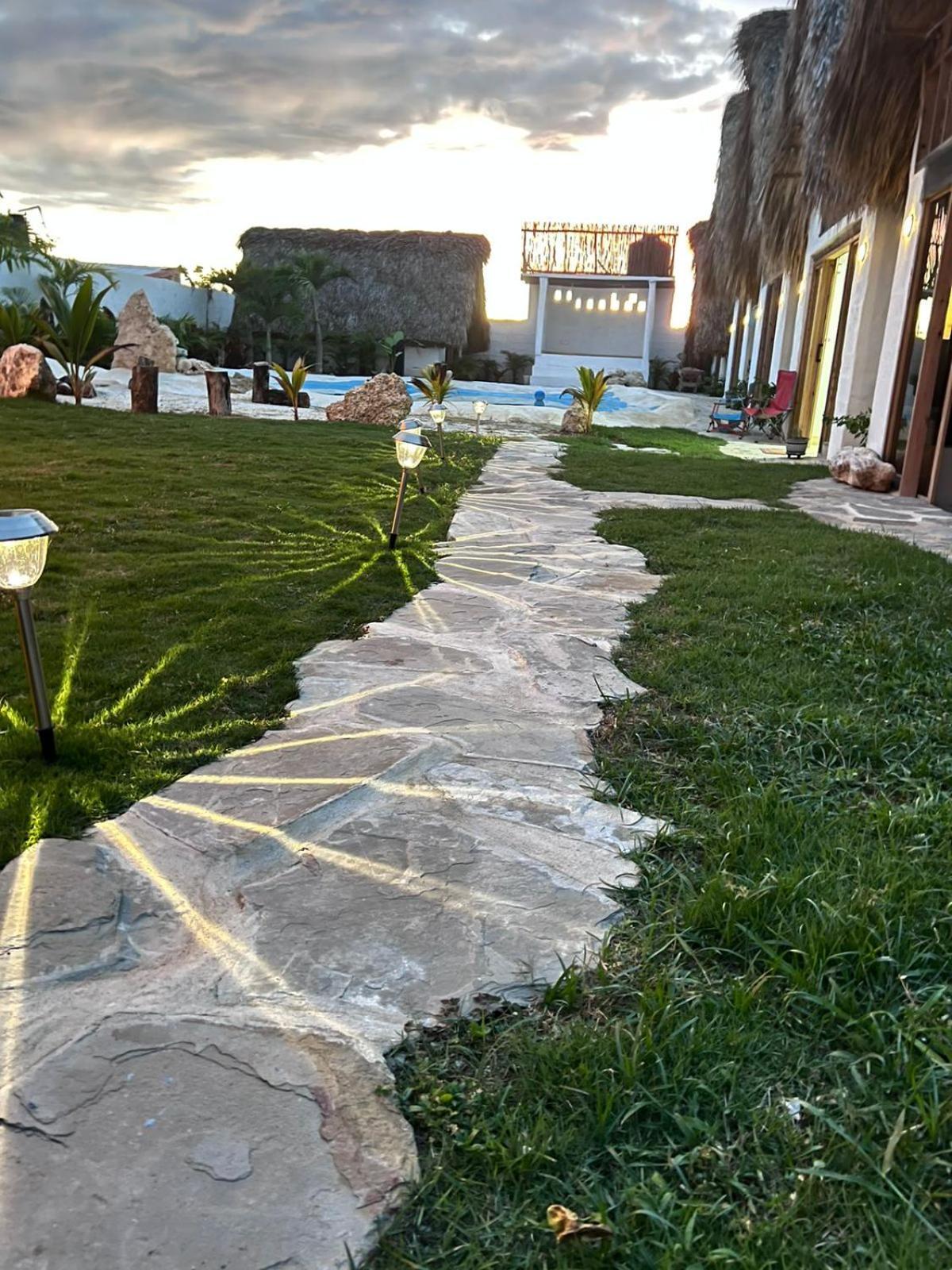 בייהיבה Blue Beach Eco-Hotel By Sanfabini מראה חיצוני תמונה
